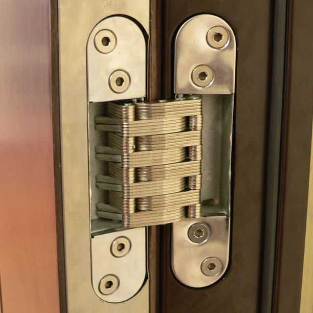 Как выбрать входную дверь в квартиру? стоит ли выбирать металлические входные двери?