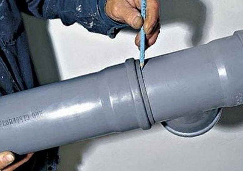 Чугунные канализационные трубы: особенности монтажа и ремонта