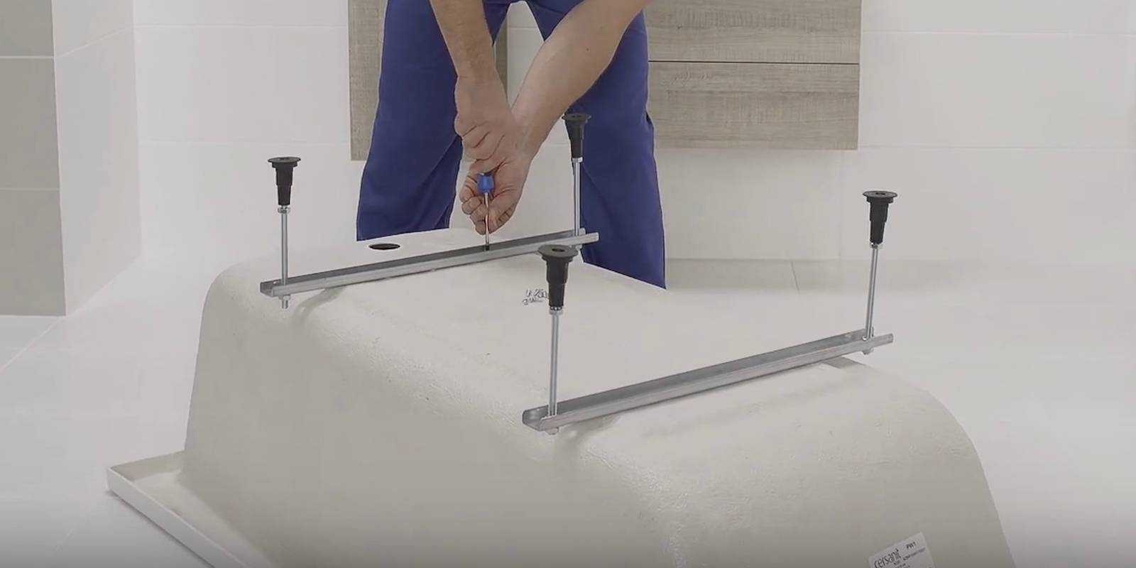 Как сделать экран под ванну своими руками: разбор нюансов установки