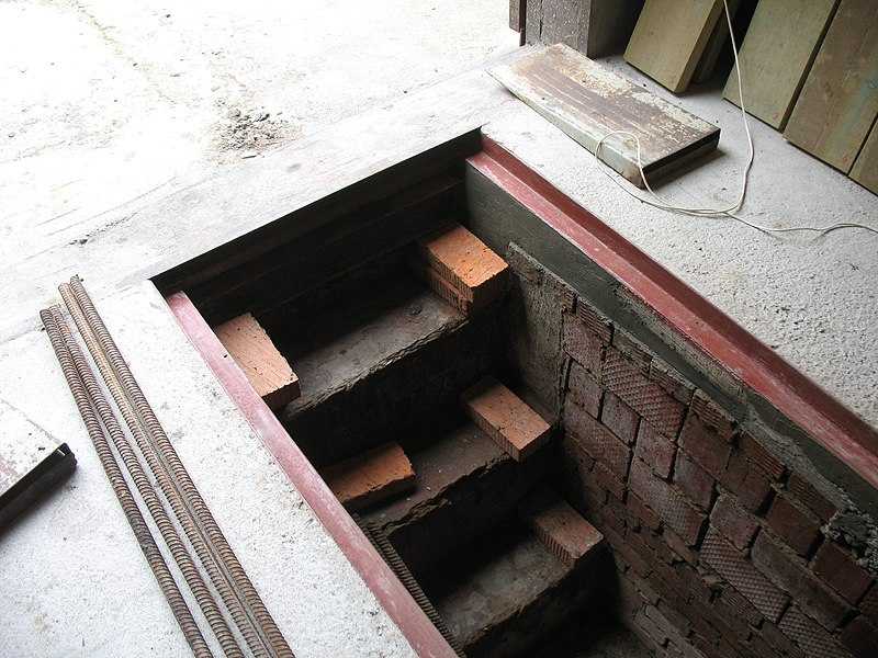 Как сделать подвал из бетона своими руками
