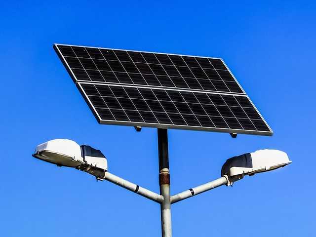Фонари на солнечных батареях: устройство, характеристики, достоинства, установка и эксплуатация