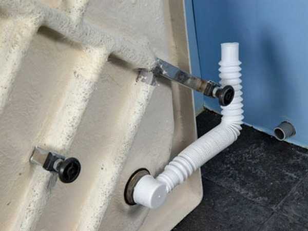 Установка и подключение душевой кабины к системе канализации