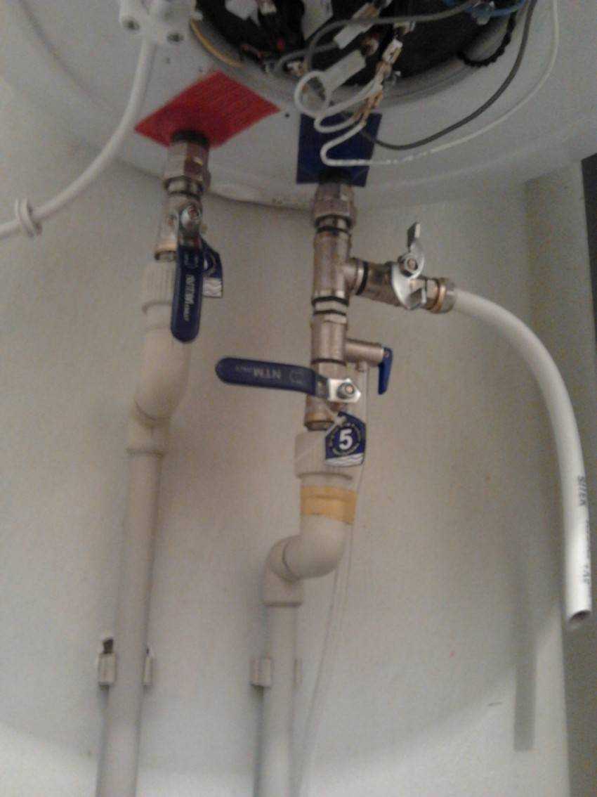 Как самостоятельно установить водонагреватель без посторонней помощи