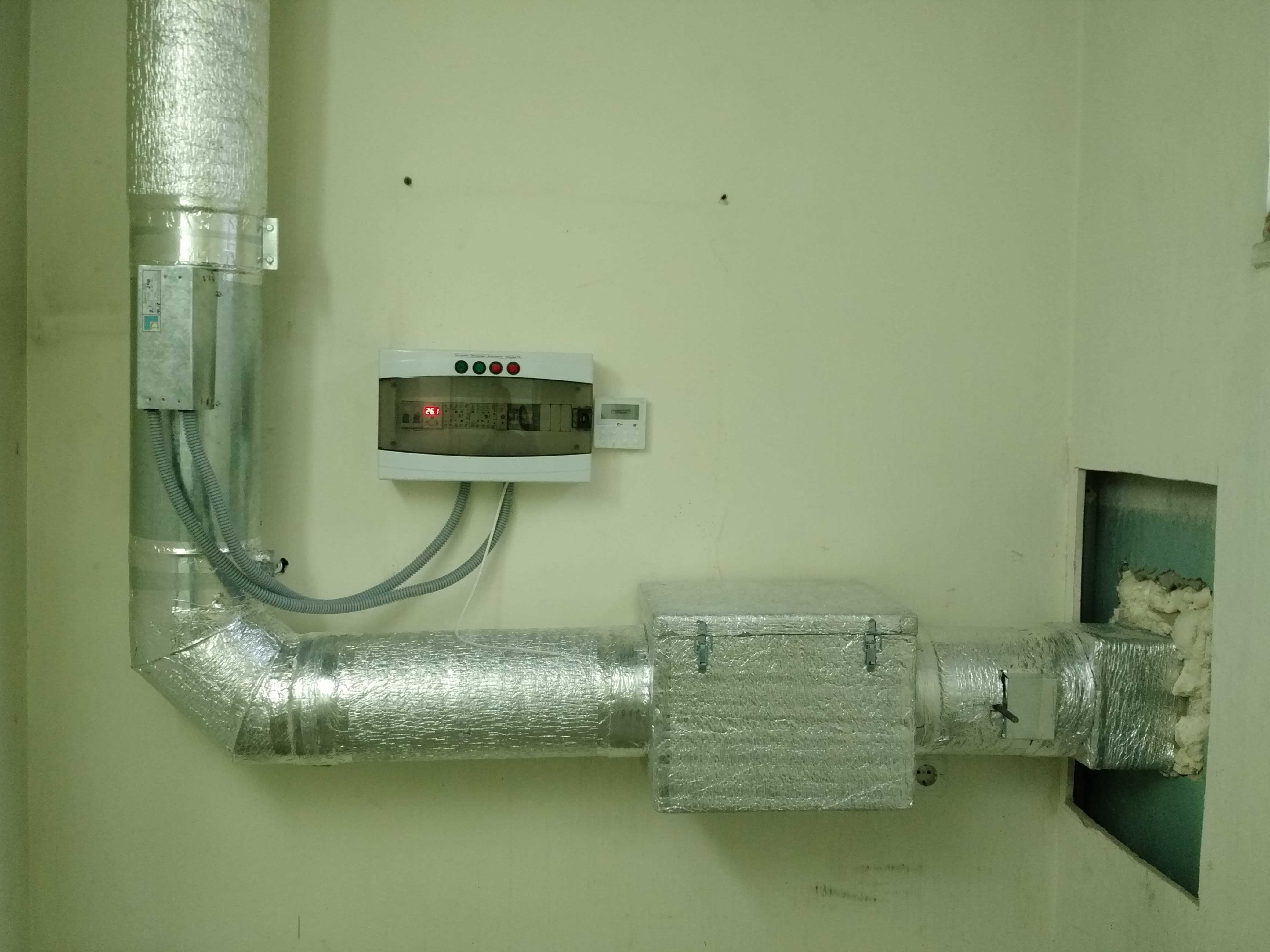 Подогрев приточного воздуха купить. Нагреватель воздуха для приточной вентиляции водяной. Система подогрева воздуха в приточной вентиляции. Приточка с подогревом 315. Электро подогрев вентиляции воздуха в приточной вентиляции.