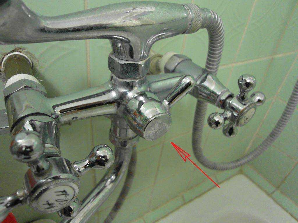 Ремонт смесителя для ванны с душем своими руками: устройство однорычажного, как разобрать и отремонтировать кран, из чего состоит и как устроен смеситель, починка шланга