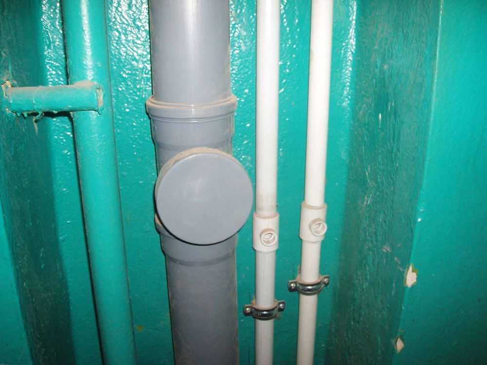 Замена труб канализации в квартире своими руками - пример устройства