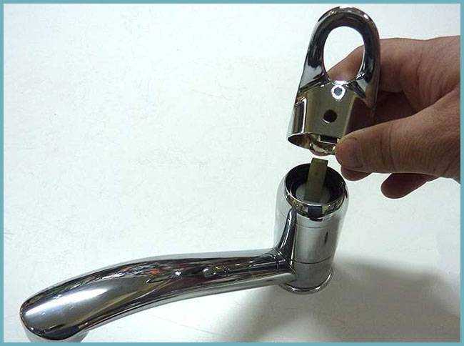 Ремонт смесителя для ванной с душем: отремонтировать своими руками.