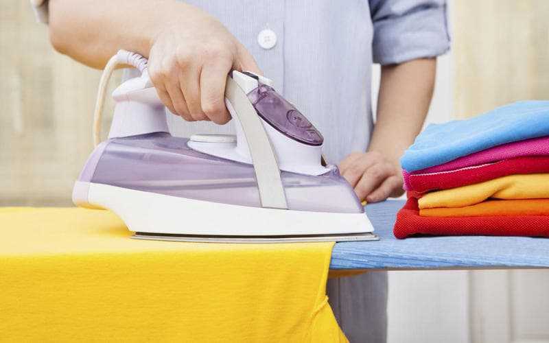 Как почистить утюг внутри и снаружи – 10 домашних способов