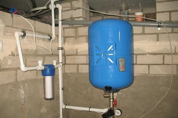 Гидроаккумуляторы для водоснабжения: принцип работы, виды, как подобрать, регулировка - точка j