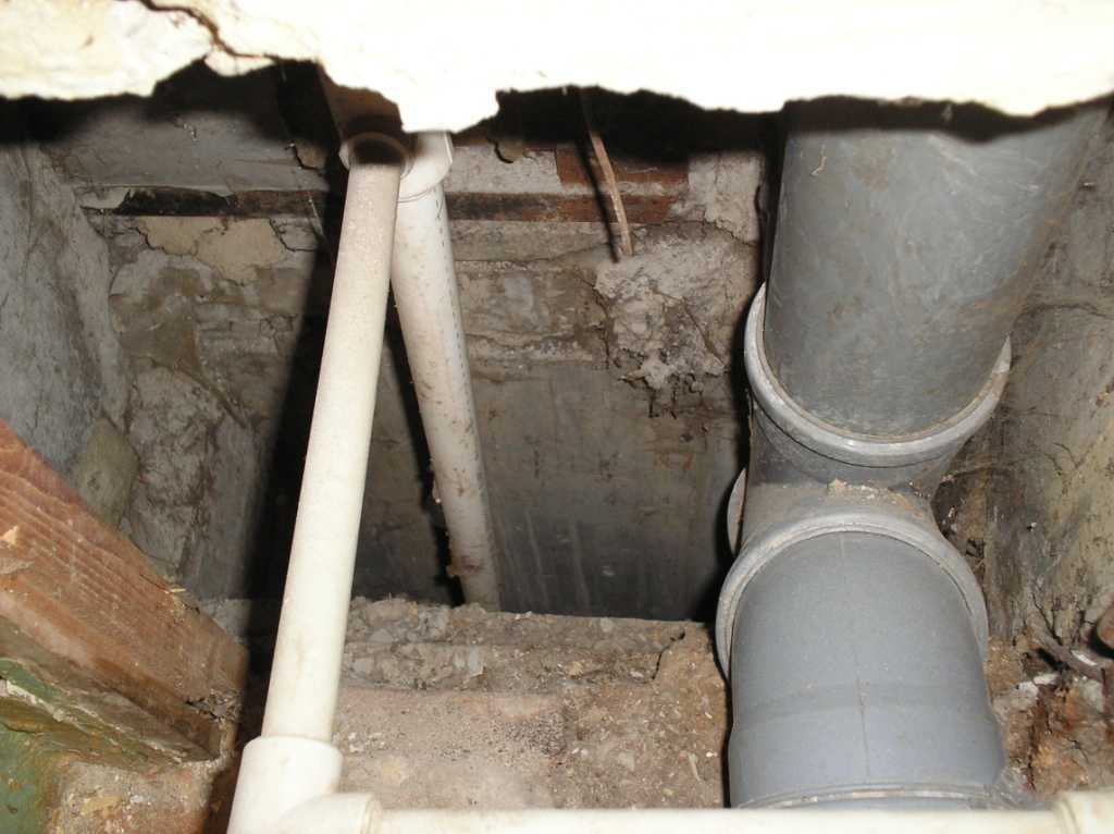 Технология замены чугунного стояка канализации при износе в многоквартирном доме