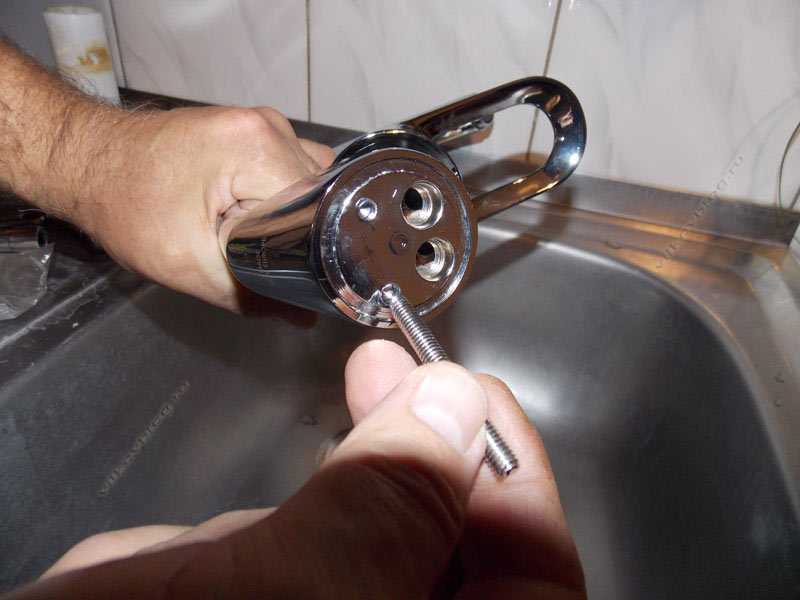 Замена смесителя на кухне: как выполнить работу своими руками
