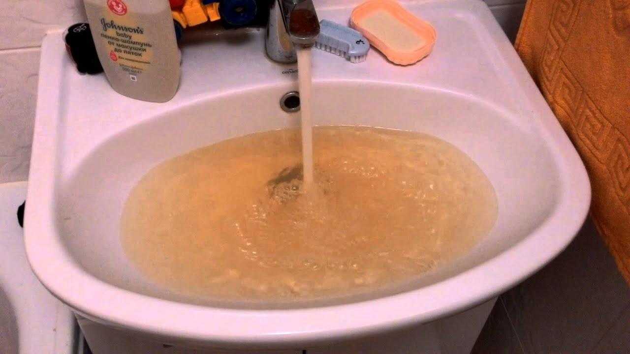 Почему вода в колодце желтая и как это исправить